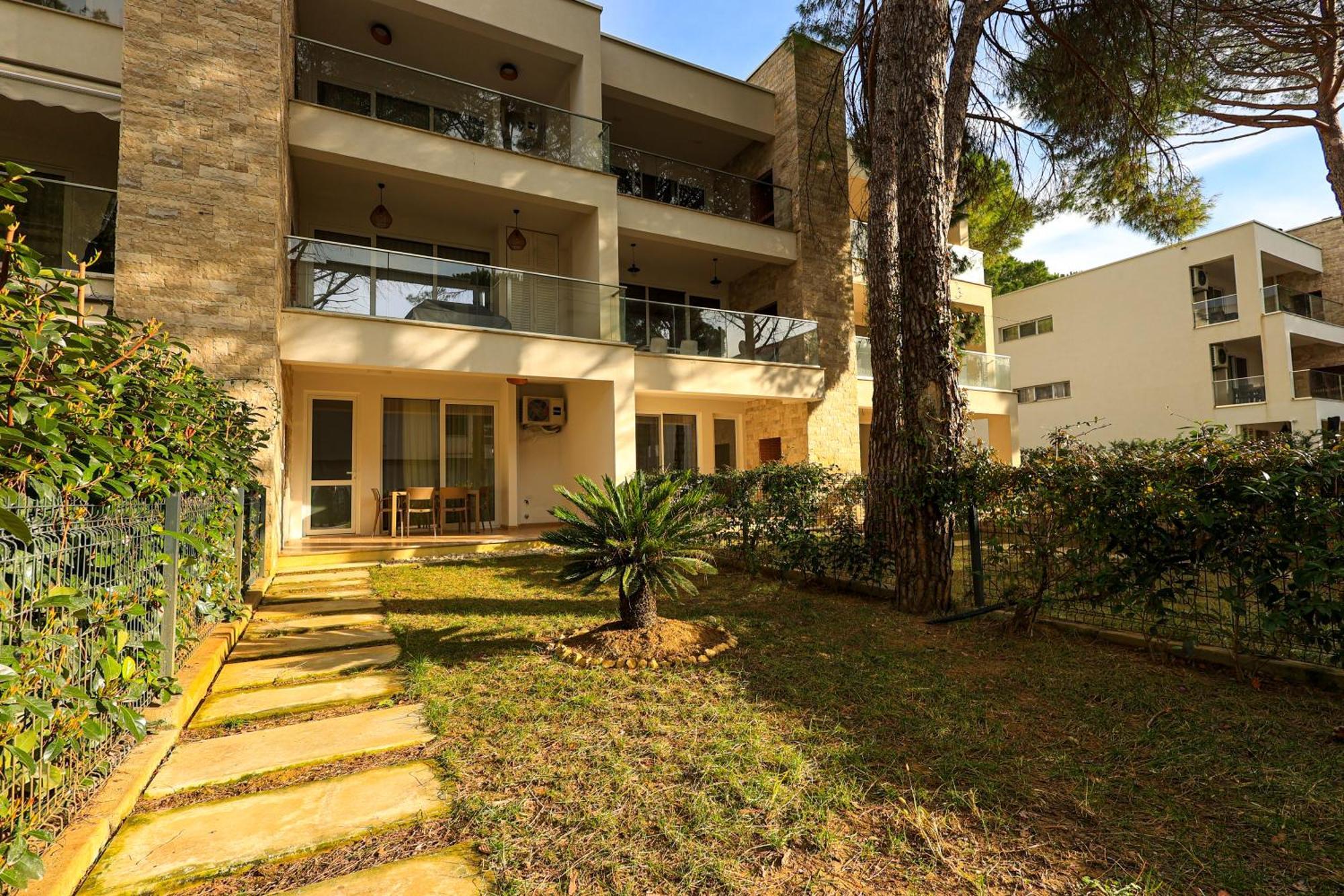 Sanpietro Vacation Rentals Plazhi San Pietro Экстерьер фото